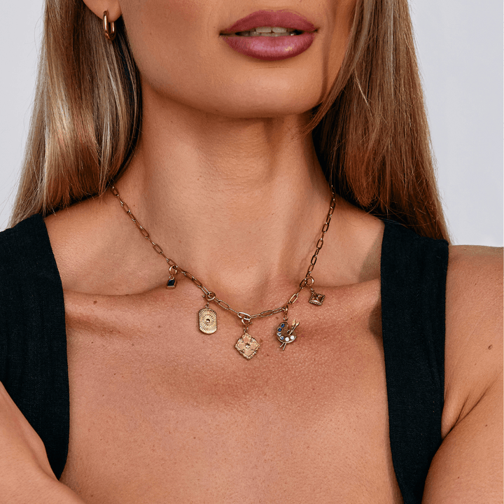 Elegant Edge Pendant Necklace