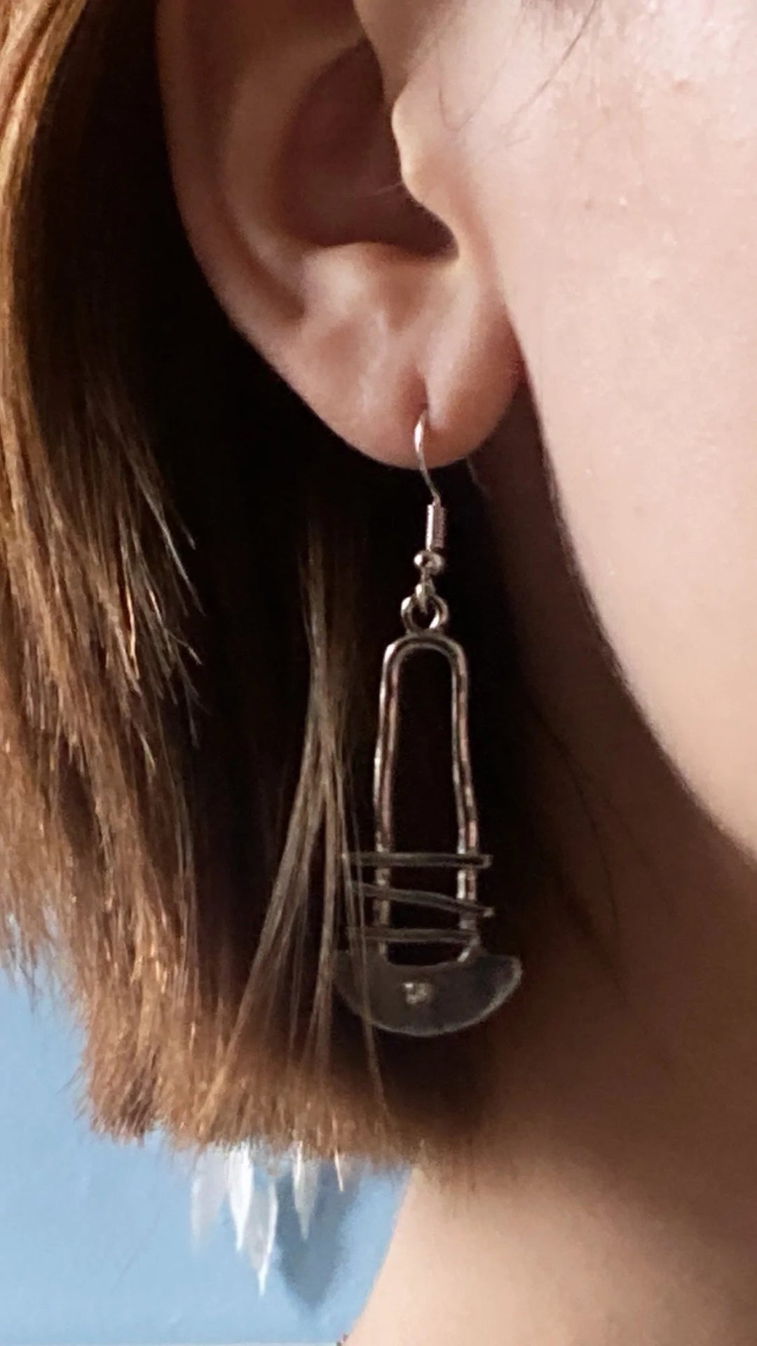 Curved Chic Staircase Earrings