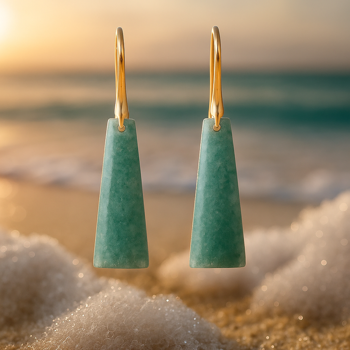 Eliora – Emerald Wave Earrings: Radiant Ripple Drops