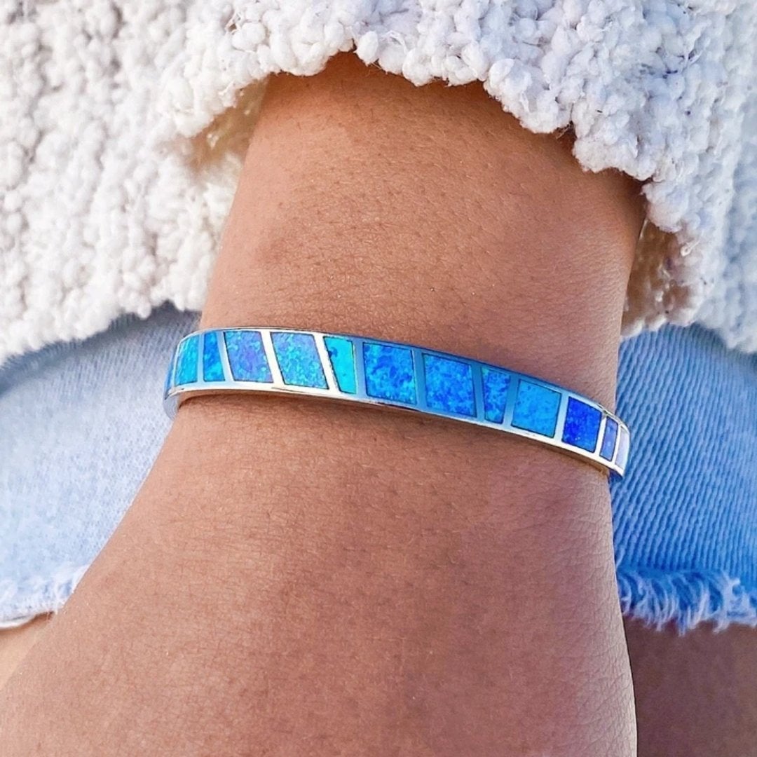 Luminous Wave Bracelet