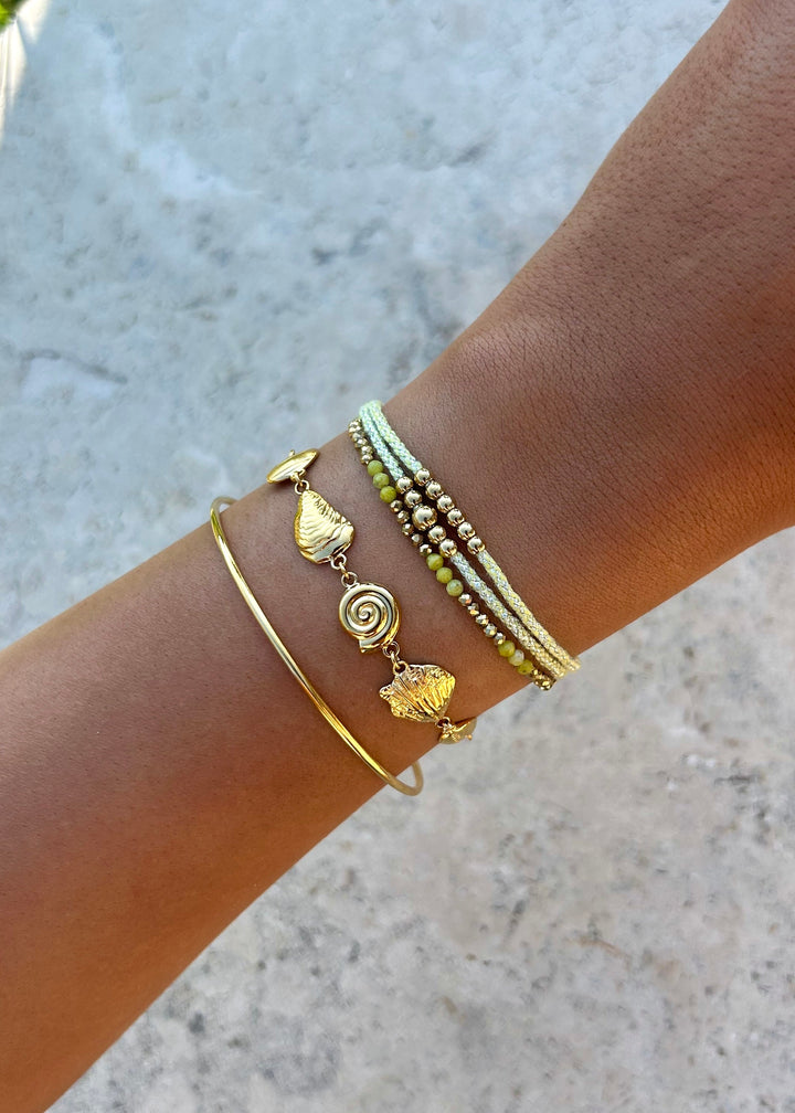 Wave Reflection: Radiant Ripples Collection