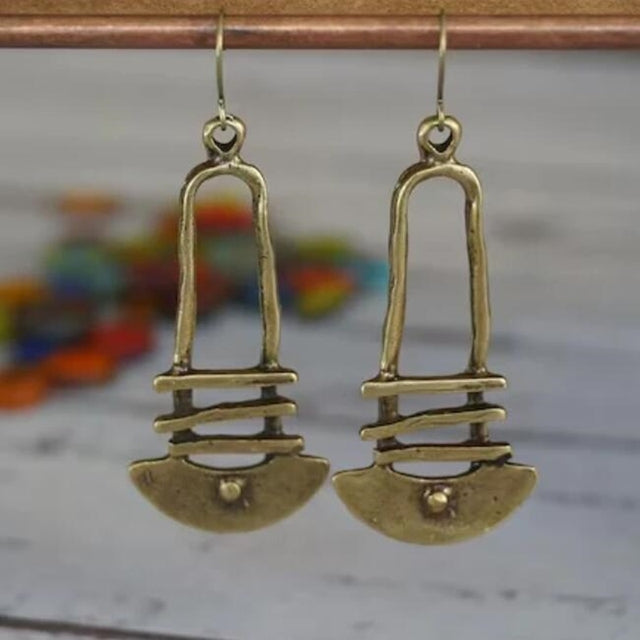 Curved Chic Staircase Earrings