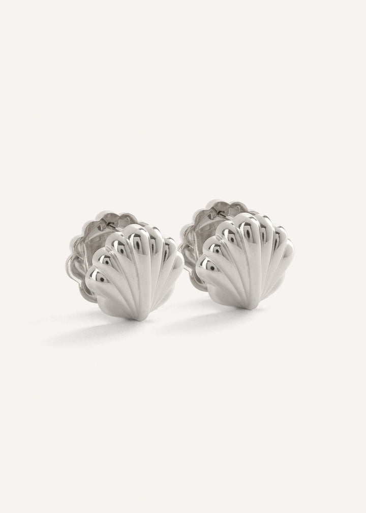 Isla Earrings: Grace in Every Turn