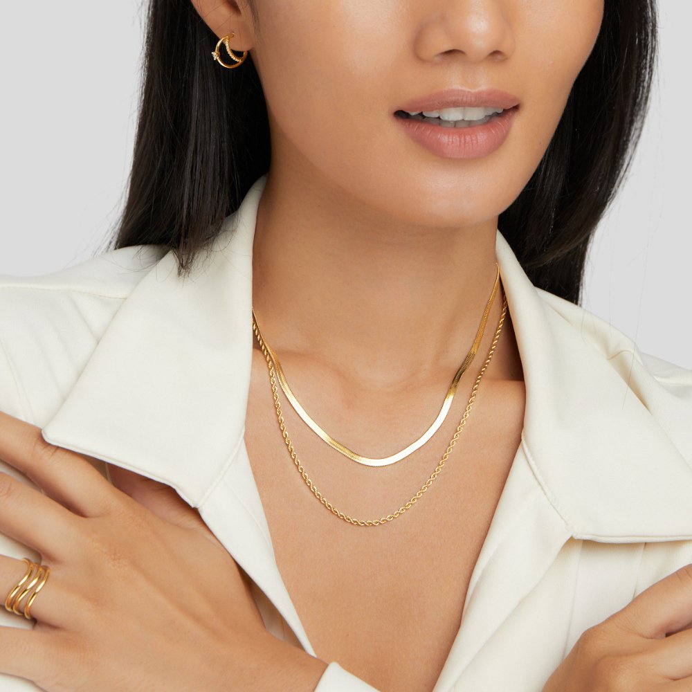 Alexandra’s Timeless Layers