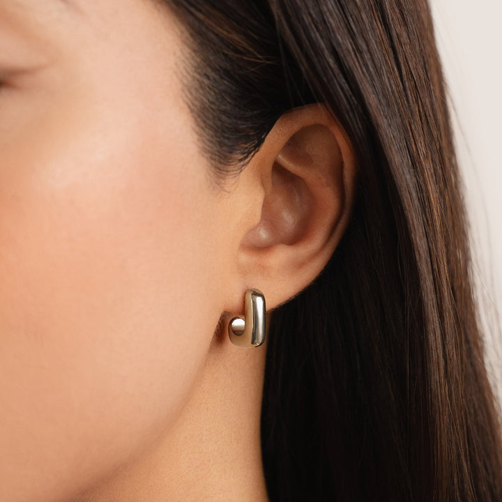 Square Shine: Alice Earrings – Bold Elegance for Every Occasion