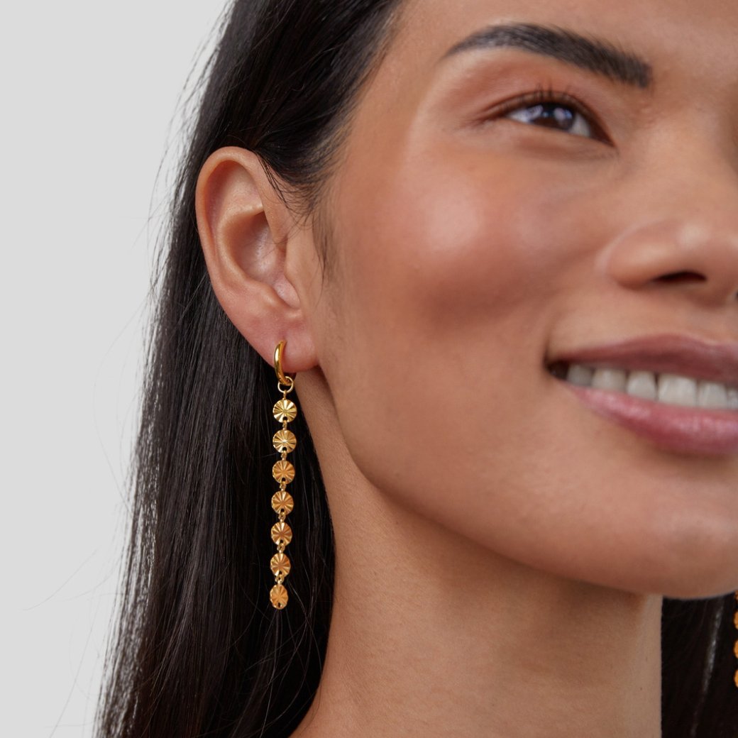 Amari Radiance: Sparkle Spin Earrings