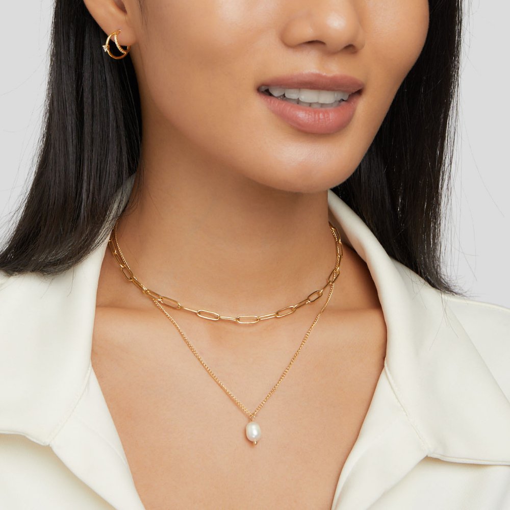 Angela's Radiant Elegance Glow