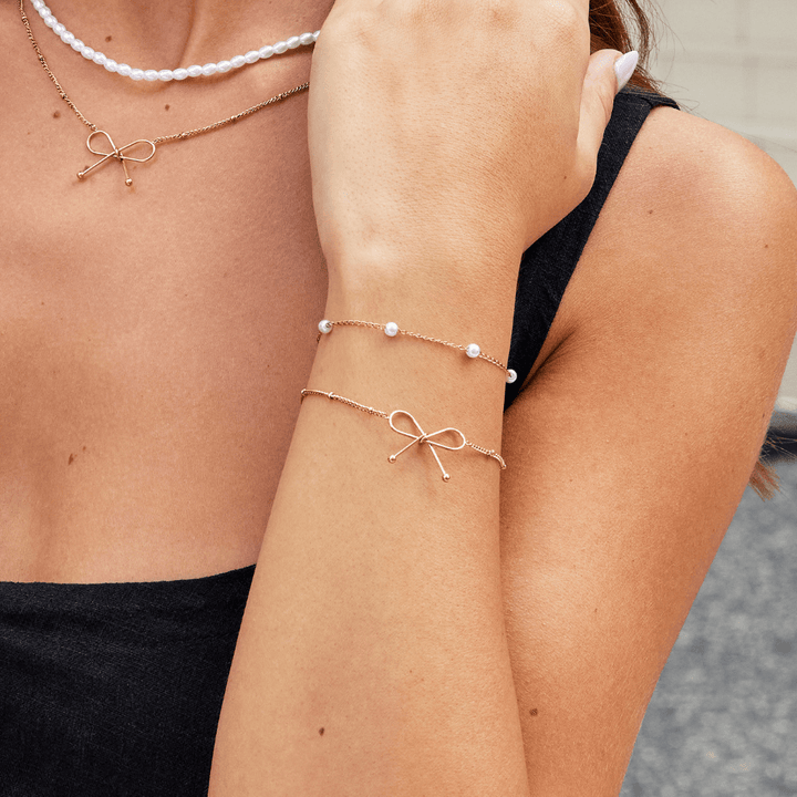 Anika’s Radiant Bow Bracelet