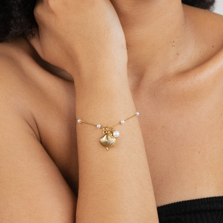 Aria Breeze Charm Bracelet