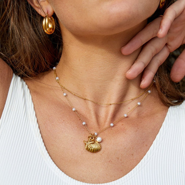 Aria Glow Charm Necklace