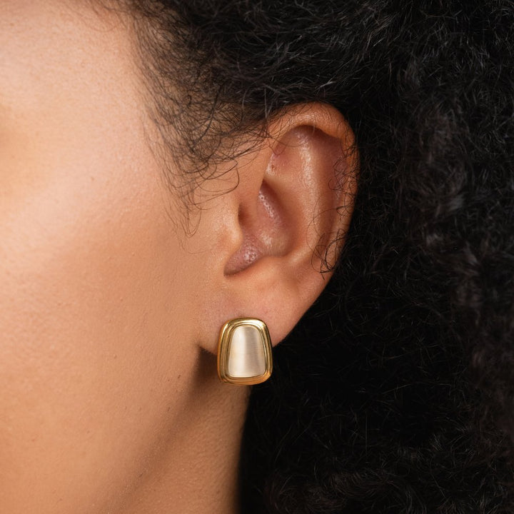 Ava's Glow: Radiance Unleashed Earrings