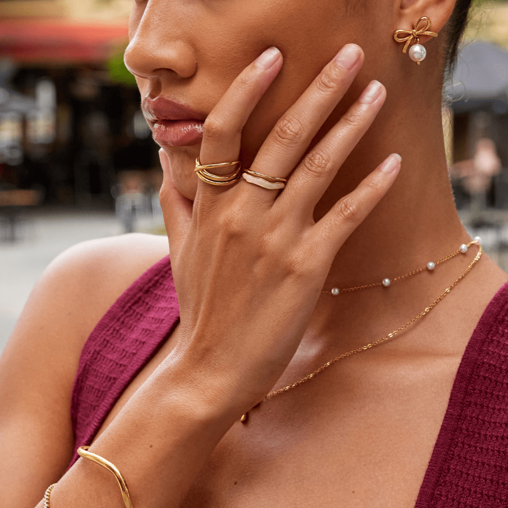 Brooke’s Infinity Loop: Timeless Grace Unveiled