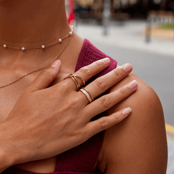 Brooke’s Infinity Loop: Timeless Grace Unveiled