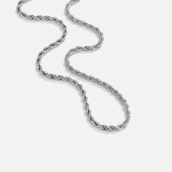 Grace in Motion: Calla Chain Necklace