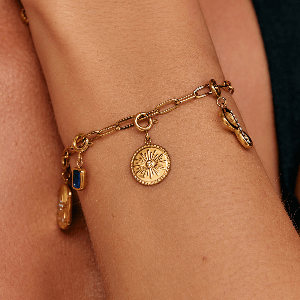 Enchanted Gaze Charm
